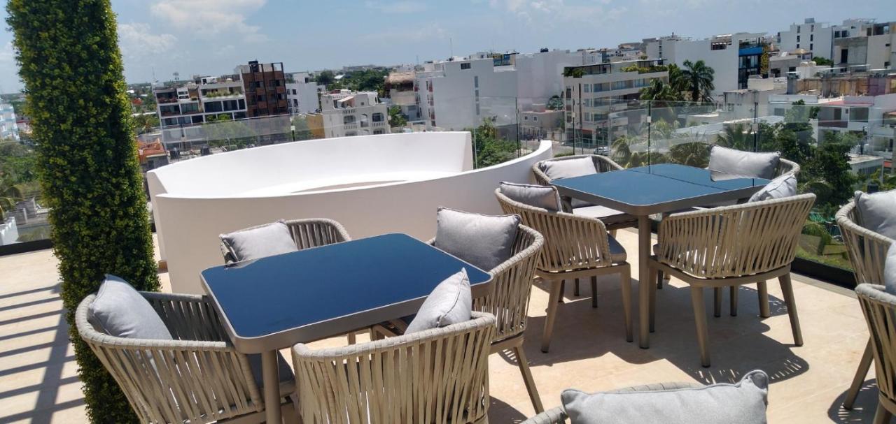 Calle 38 * Playa del Carmen